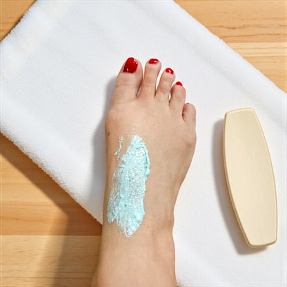 Refreshing Mint & Menthol Foot Scrub – Exfoliating & Cooling Foot Care