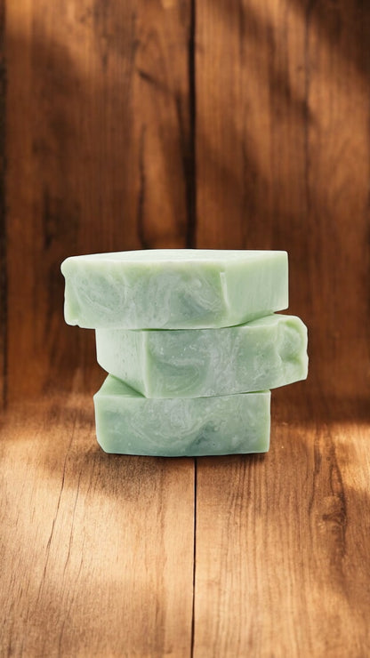 Green Tea & Lemongrass Tallow Soap – Natural Handmade Soap Bar with Fresh Herbal Scent
